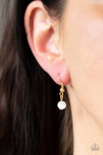 Load image into Gallery viewer, Paparazzi Accessories Hook, VINE, and Sinker - Gold Necklace