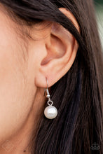 Load image into Gallery viewer, Paparazzi Accessories Renown Refinement - White