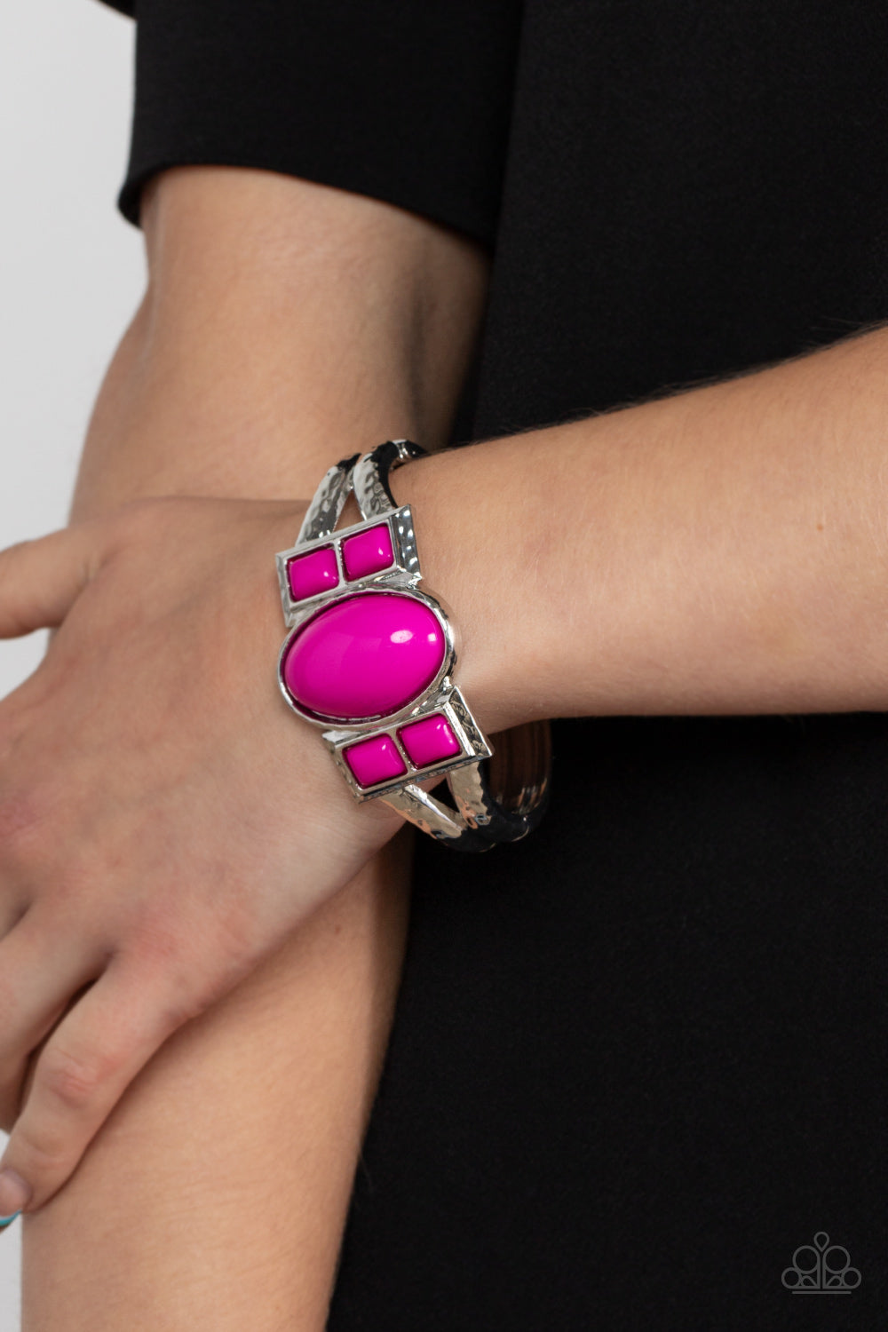 Paparazzi Accessories A Touch of Tiki - Pink